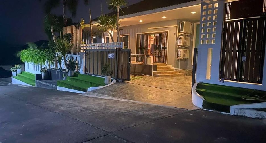 For sale 4 bedrooms house in Thalang, Phuket