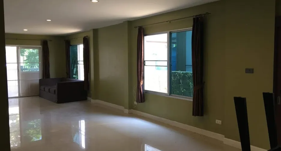 For sale 4 bedrooms house in Bang Phli, Samut Prakan