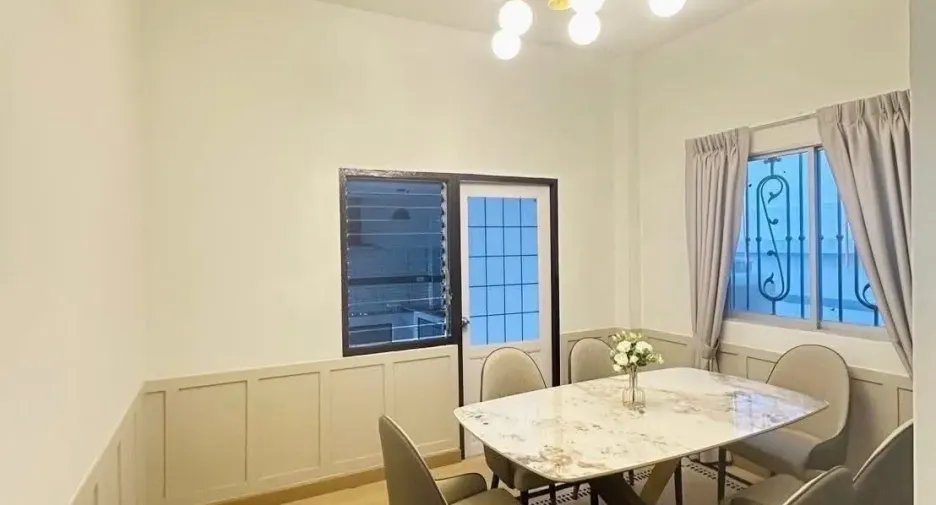 À vendre 3 chambres maison à East Pattaya, Pattaya