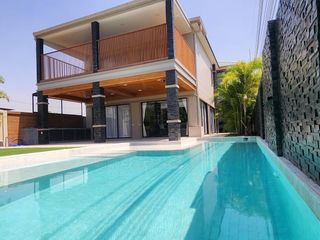 For Rent 4 Bedroom Villa In Bang Lamung, Chonburi