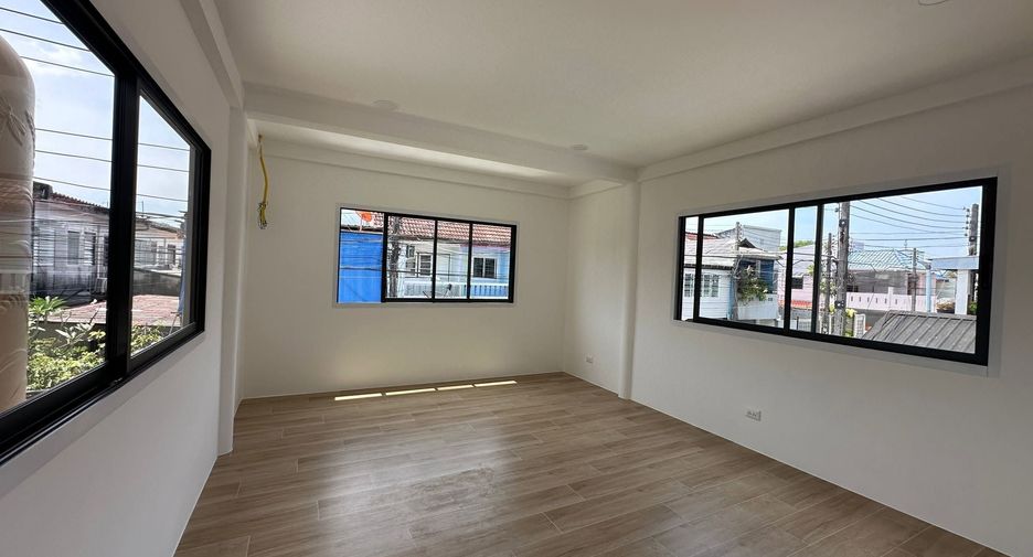 Reihenhaus zum Kauf mit 3 Zimmer in Mueang Phuket, Phuket