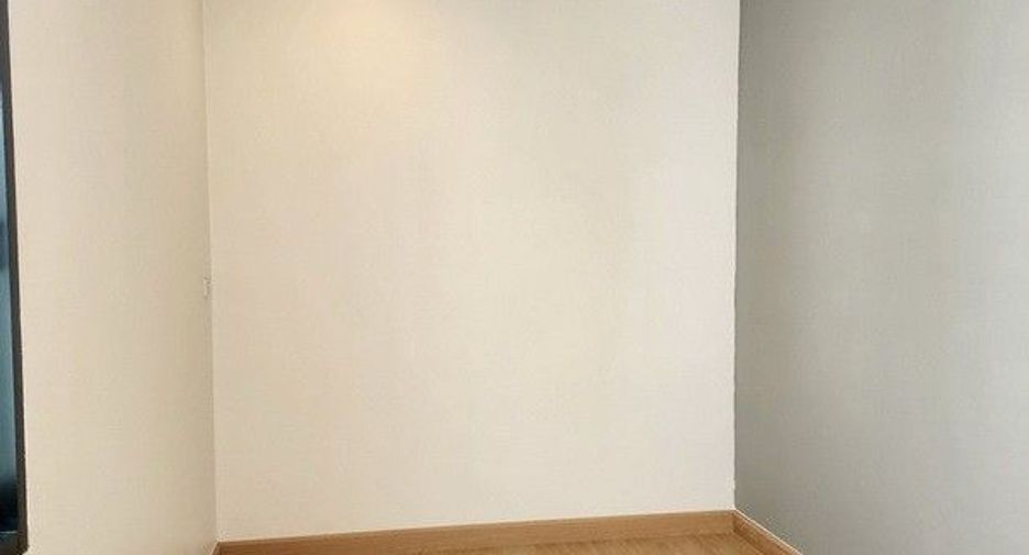 For sale and for rent 3 bedrooms townhouse in Sai Mai, Bangkok