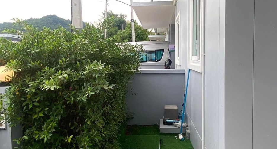 For rent 2 bedrooms townhouse in Mueang Phuket, Phuket