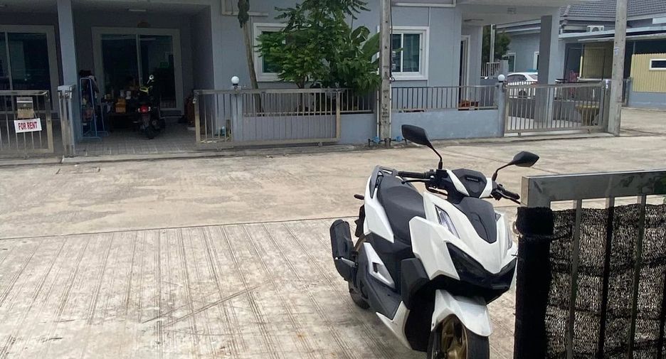 For rent 2 bedrooms townhouse in Mueang Phuket, Phuket