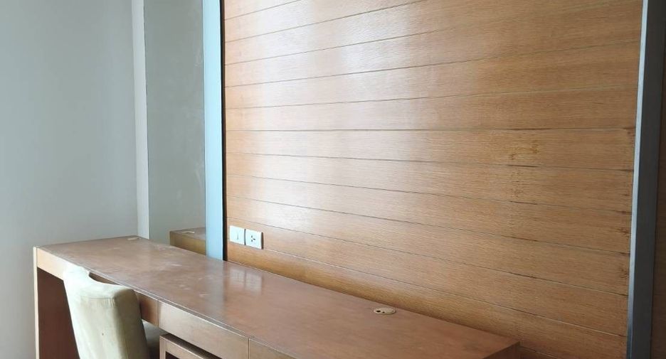 For rent 1 bed condo in Sathon, Bangkok