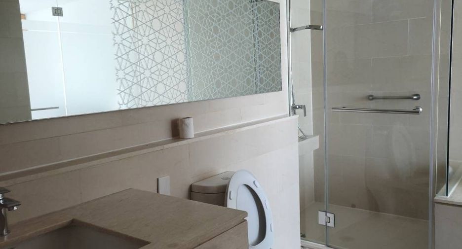 For rent 1 bed condo in Sathon, Bangkok