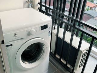 Condo en alquiler de 1 habitaciones en Phra Khanong, Bangkok