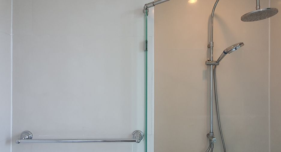 Condo en alquiler de 2 habitaciones en Watthana, Bangkok