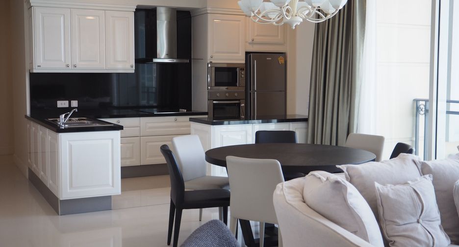 Condo en alquiler de 2 habitaciones en Watthana, Bangkok