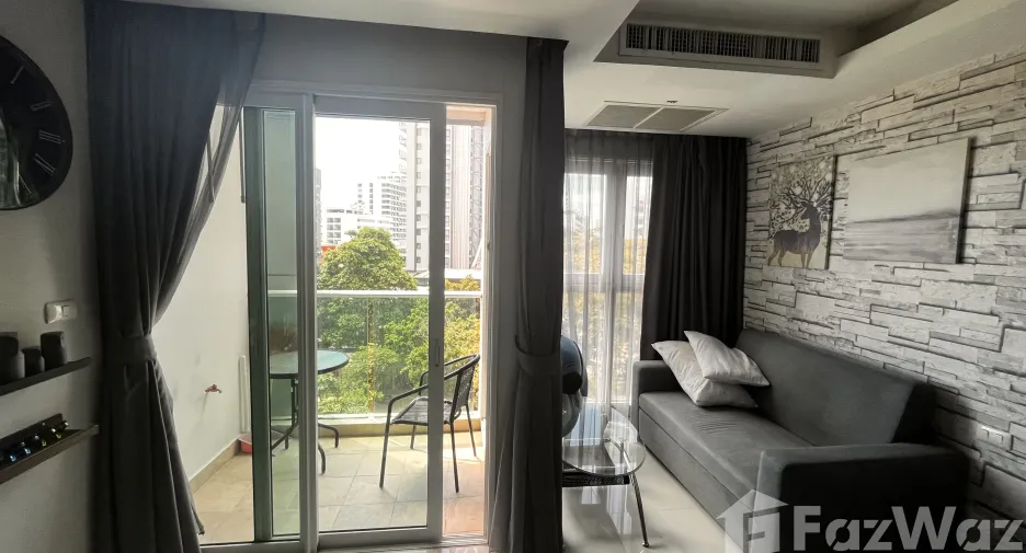 Condo en alquiler de 1 habitaciones en Pratumnak, Pattaya