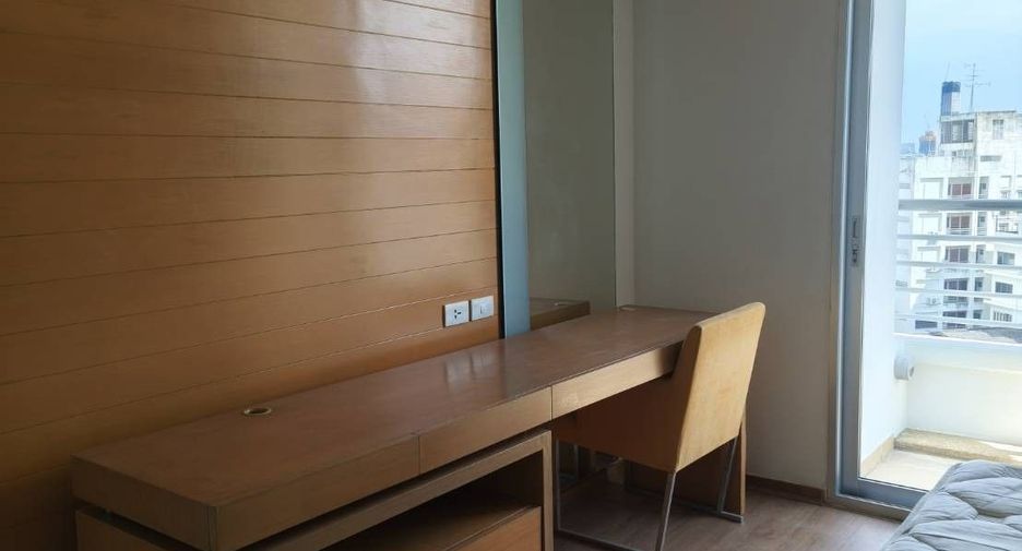 For rent 1 bed condo in Sathon, Bangkok