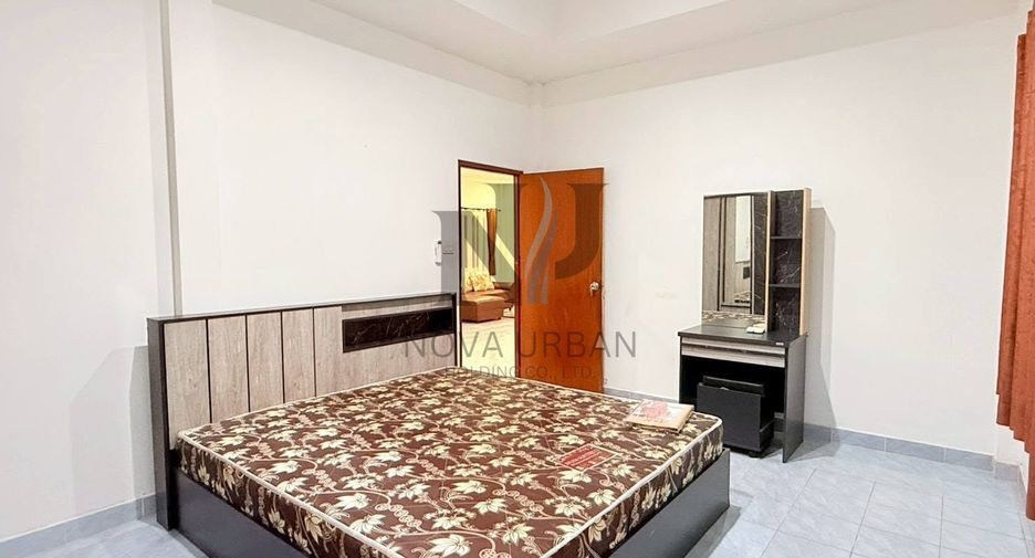 For rent 3 bedrooms house in East Pattaya, Pattaya