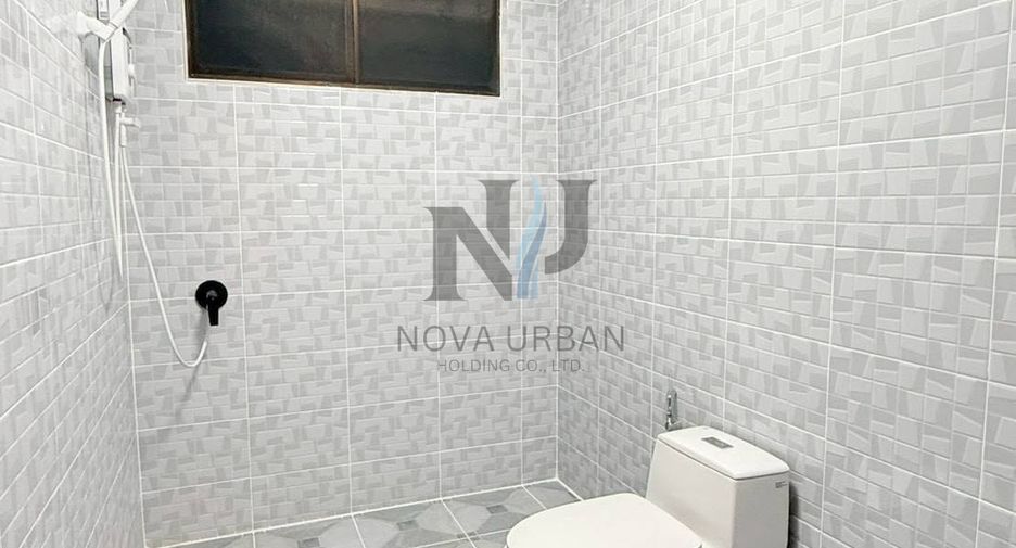 For rent 3 bedrooms house in East Pattaya, Pattaya