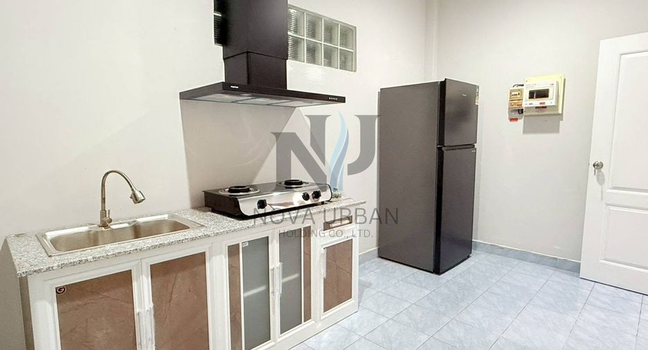 For rent 3 bedrooms house in East Pattaya, Pattaya