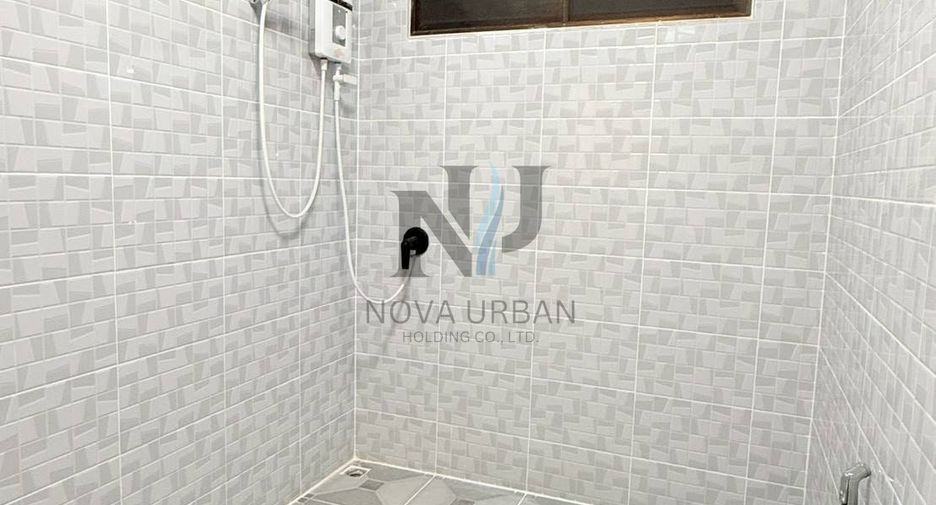 For rent 3 bedrooms house in East Pattaya, Pattaya
