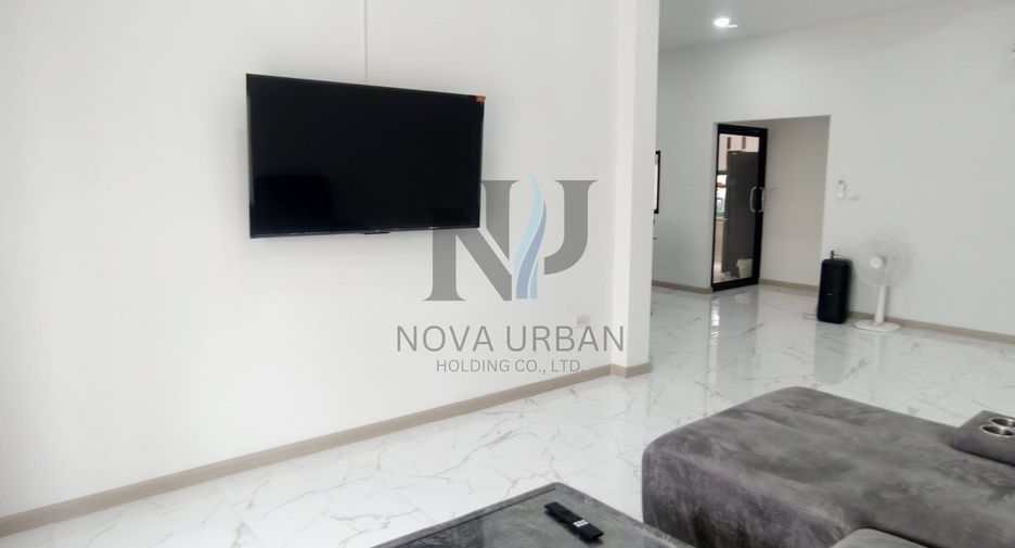 For rent 3 bedrooms house in East Pattaya, Pattaya