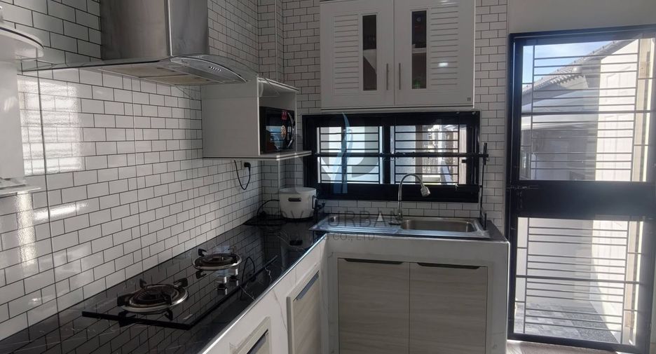 For rent 3 bedrooms house in East Pattaya, Pattaya