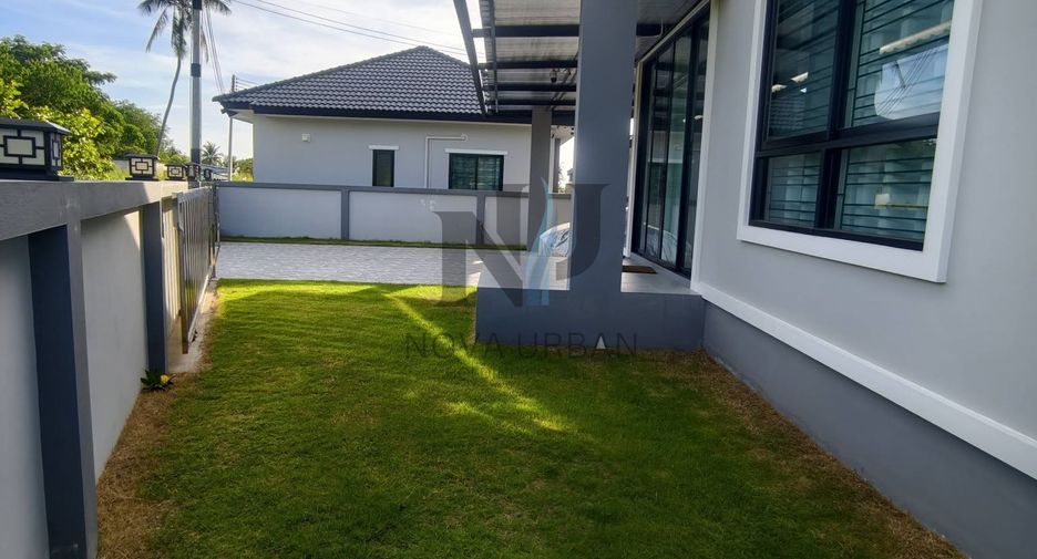 For rent 3 bedrooms house in East Pattaya, Pattaya