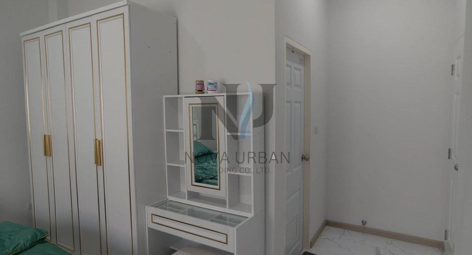 For rent 3 bedrooms house in East Pattaya, Pattaya