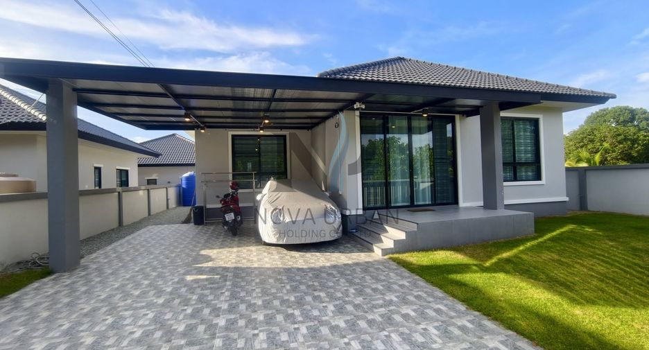 For rent 3 bedrooms house in East Pattaya, Pattaya