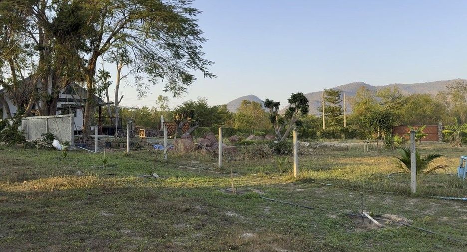 出售 2 卧室 独立屋 在 Cha-Am, Phetchaburi