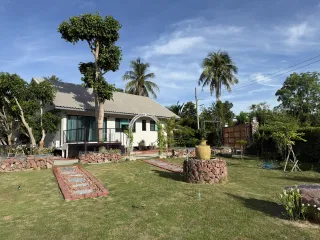 出售 2 卧室 独立屋 在 Cha-Am, Phetchaburi