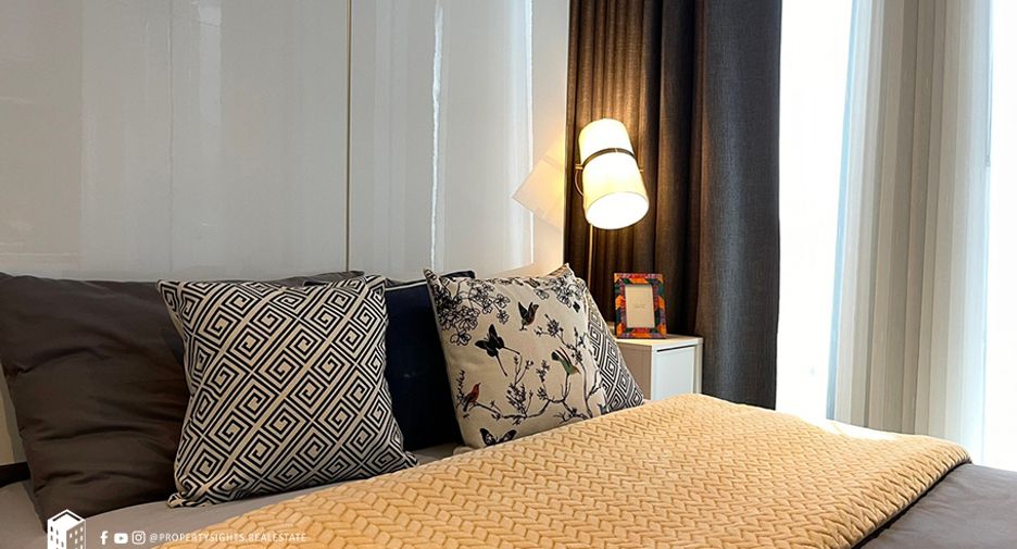 Condo en alquiler de 2 habitaciones en Bang Rak, Bangkok