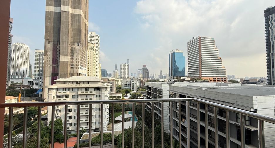 ขาย 2 ห้องนอน คอนโด ใน คลองเตย, กรุงเทพฯ