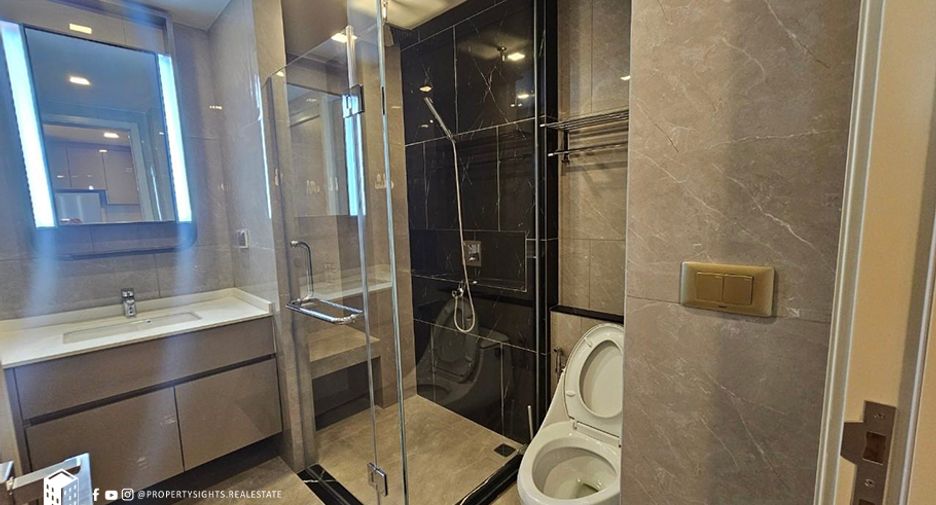 Condo en alquiler de 1 habitaciones en Huai Khwang, Bangkok