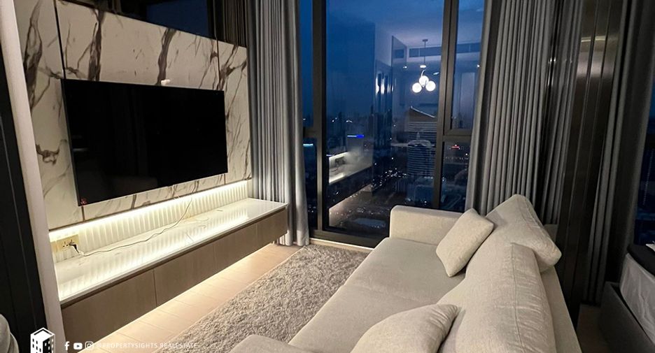 Condo en alquiler de 1 habitaciones en Huai Khwang, Bangkok
