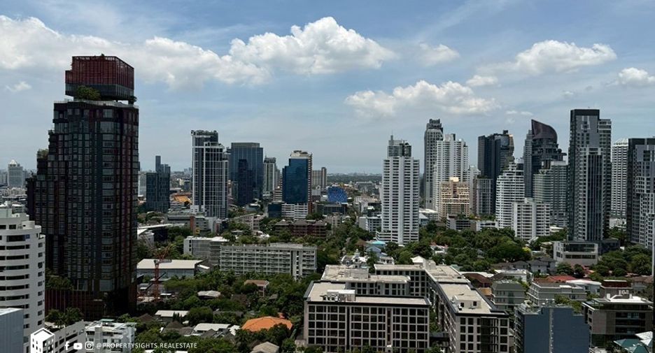 Condo en alquiler de 2 habitaciones en Watthana, Bangkok
