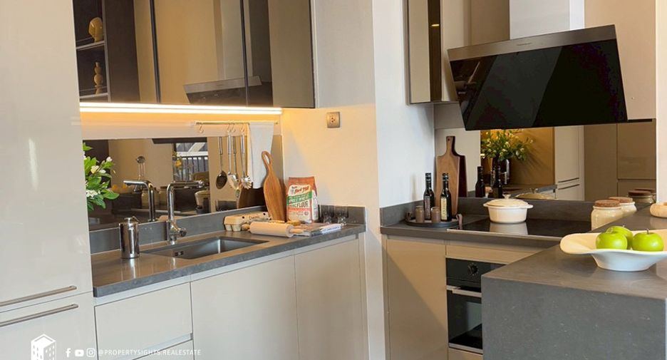 Condo en alquiler de 2 habitaciones en Watthana, Bangkok