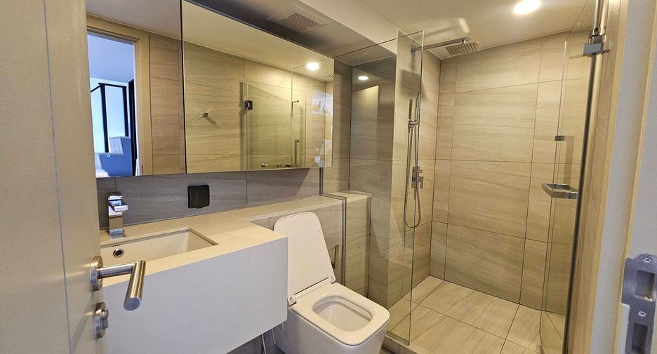 Wohnung zum Kauf mit 2 Zimmer in Bang Rak, Bangkok