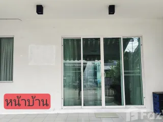 出售 3 卧室 联排别墅 在 Khlong Sam Wa, 曼谷