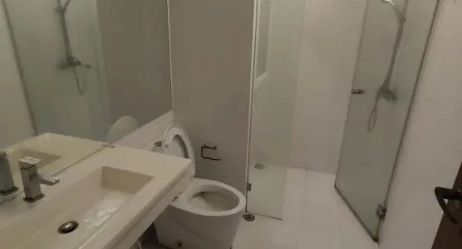 For sale 2 bedrooms condo in Din Daeng, Bangkok