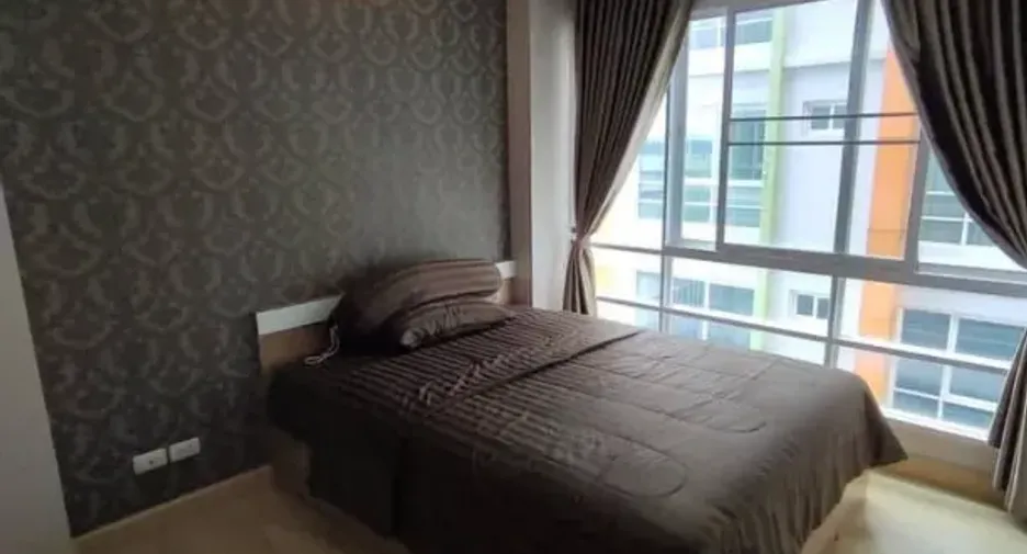 For sale 2 bedrooms condo in Din Daeng, Bangkok