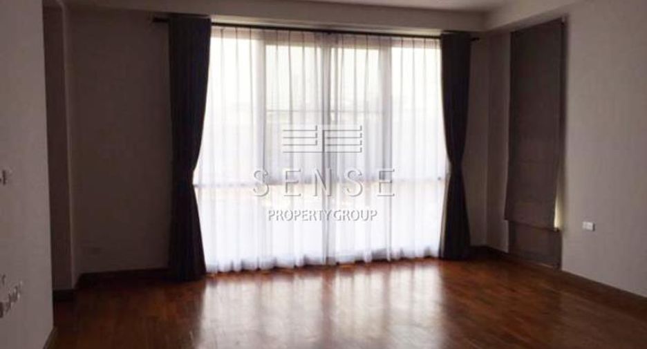 Haus zur Miete mit 4 Zimmer in Bang Na, Bangkok