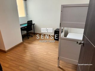 Condo en alquiler y en venta de 4 habitaciones en Watthana, Bangkok