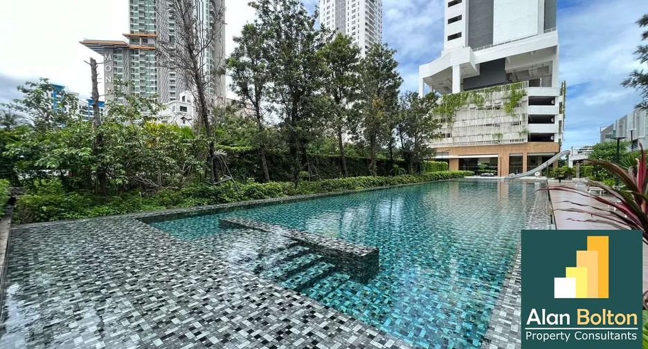 For rent 3 bedrooms condo in Mueang Rayong, Rayong