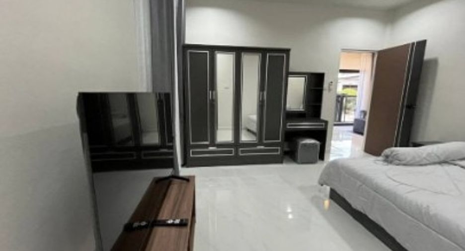 For rent 2 bedrooms house in East Pattaya, Pattaya