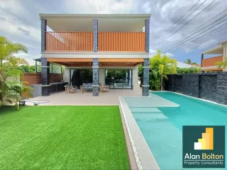 For Rent 4 Bedroom House In Bang Lamung, Chonburi