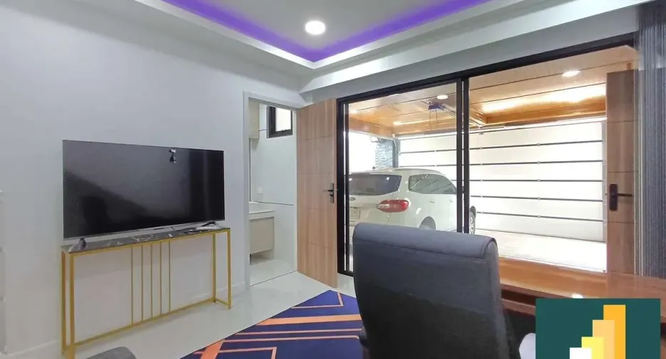 For rent and for sale 4 bedrooms house in Bang Lamung, Chonburi