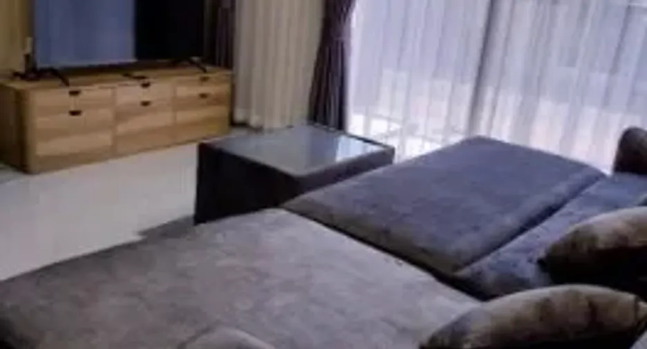 For rent and for sale 4 bedrooms house in Bang Lamung, Chonburi