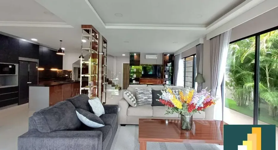 For rent and for sale 4 bedrooms house in Bang Lamung, Chonburi