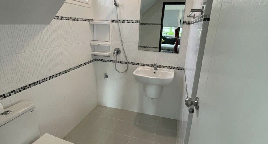 For rent そして for sale 3 ベッドルーム house in Thalang, Phuket