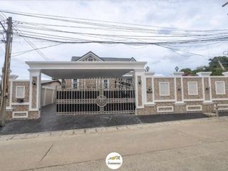 Аренда и продажа 3 спальни вилла в Банг Ламунг, Чонбури