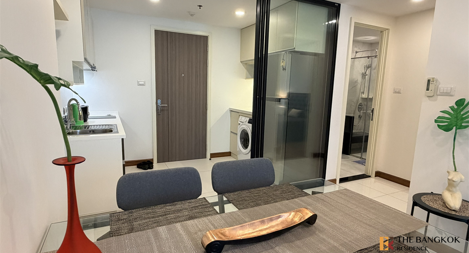 For sale 1 Beds condo in Khlong San, Bangkok