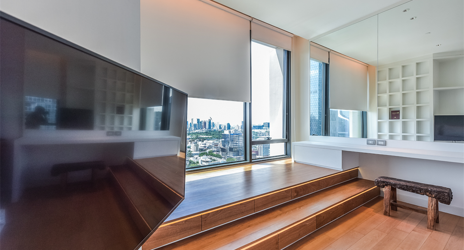 À louer 2 chambres condo à Pathum Wan, Bangkok