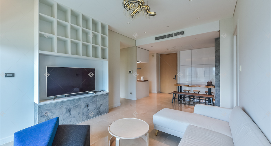 For rent 2 bedrooms condo in Pathum Wan, Bangkok