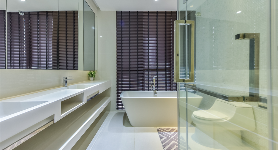 Wohnung zur Miete mit 2 Zimmer in Khlong Toei, Bangkok